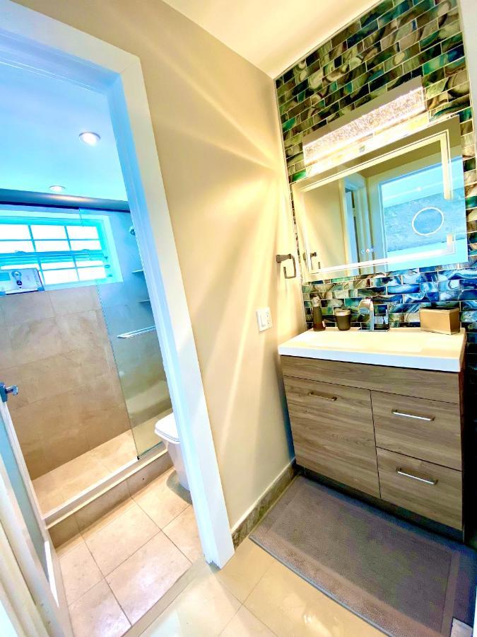 Premium Modern Waterfront Apartment With Miami Skyline View On The Bay 5 Mins Drive To Miami Beach With Free Parking Buitenkant foto
