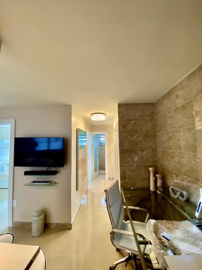 Premium Modern Waterfront Apartment With Miami Skyline View On The Bay 5 Mins Drive To Miami Beach With Free Parking Buitenkant foto
